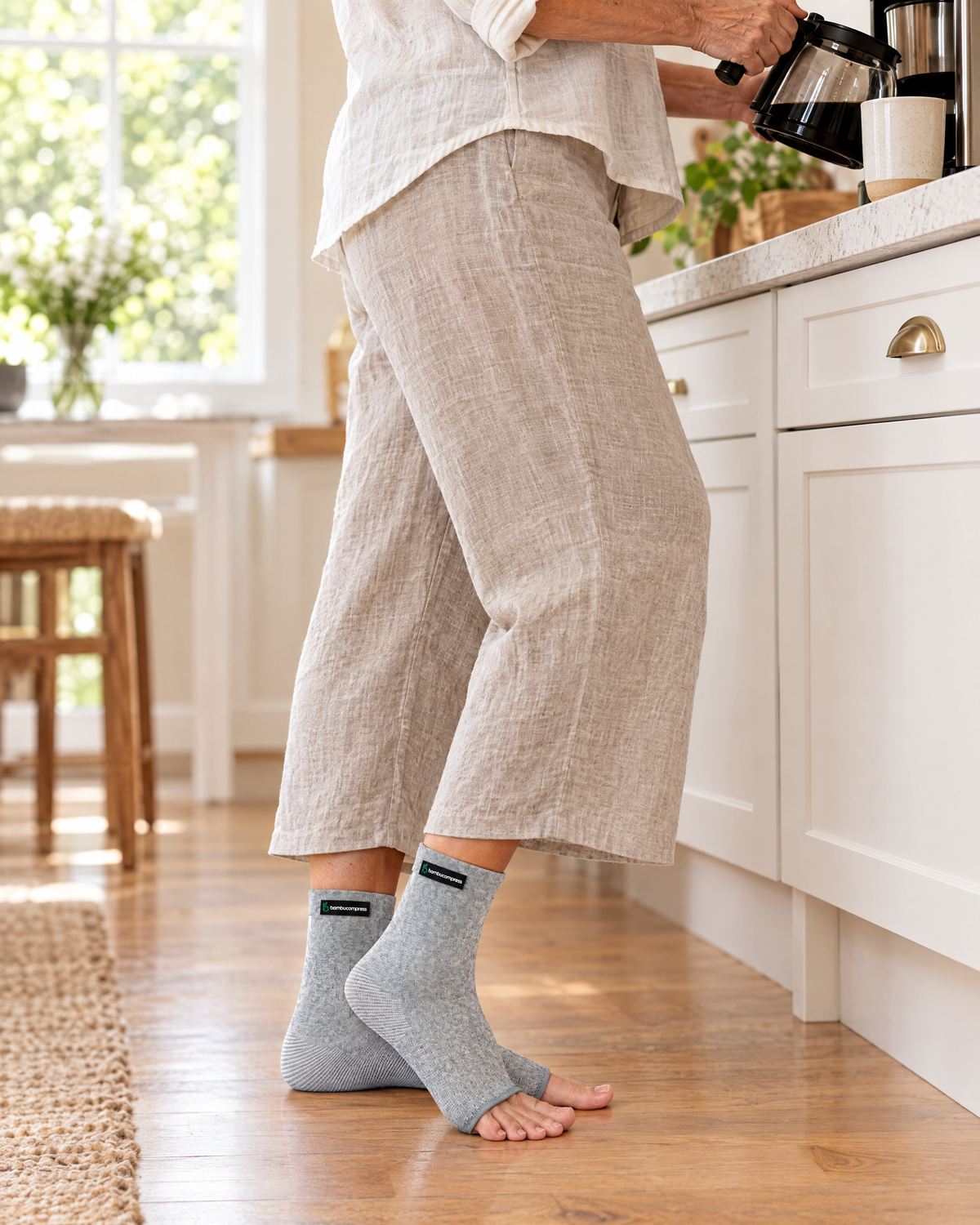 FLEX+ Bamboo Arch & Ankle Sleeve in everyday use | Grey